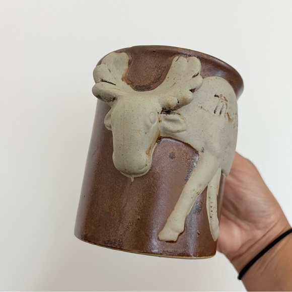 Set of Two Vintage 3D Textured Moose Milk Mugs for Coffee Tea Brown No Chips - Picture 8 of 9